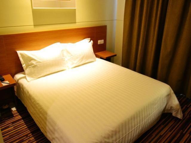 Jinjiang Inn Select Jinan Baotuquan Εξωτερικό φωτογραφία
