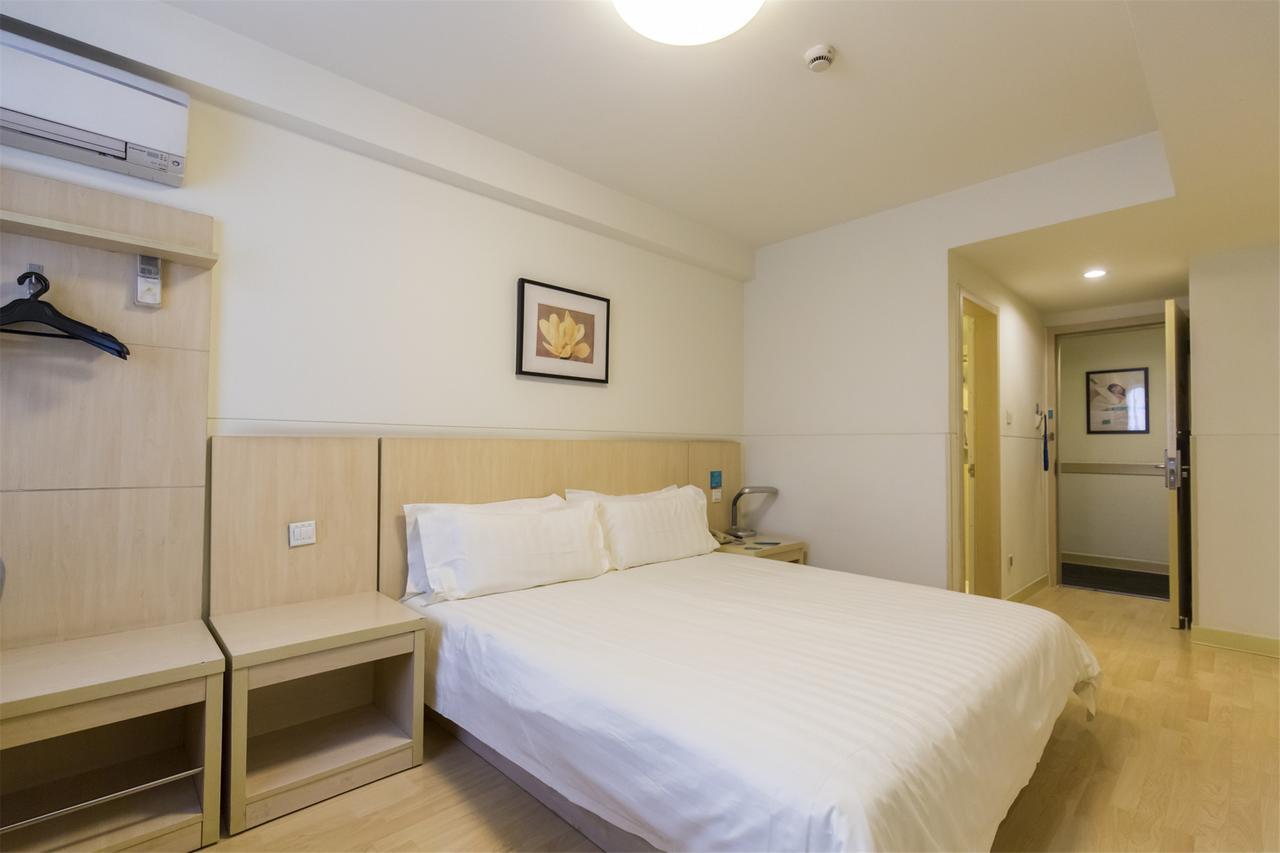 Jinjiang Inn Select Jinan Baotuquan Εξωτερικό φωτογραφία